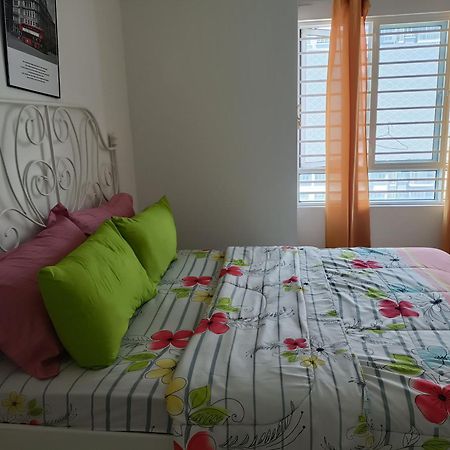 Cikta'Z Homestay Southville City Bangi Kampong Tangkas Экстерьер фото